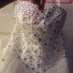 Short strapless dress